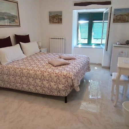 Anita B&B Uscio Екстер'єр фото