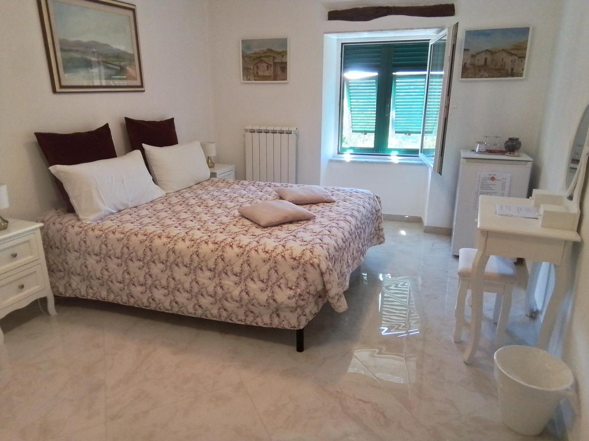 Anita B&B Uscio Екстер'єр фото